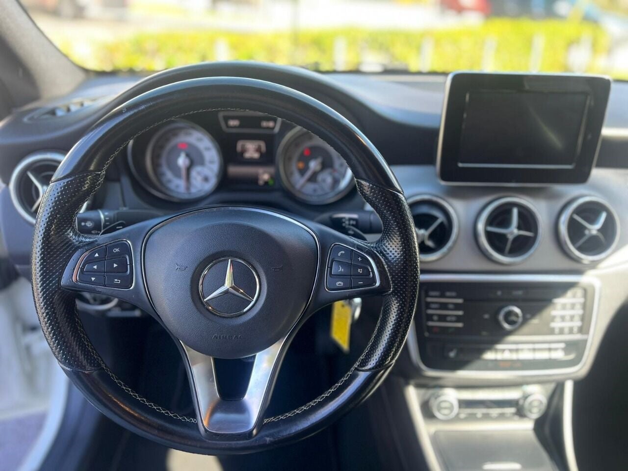 2015 Mercedes-Benz CLA CLA 250 4dr Sedan